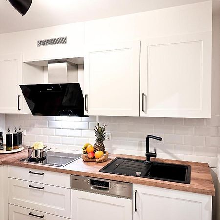 Schoenes Modernes Einfamilienhaus Fuer 1 Bis 6 Personen Rimpar Exterior foto