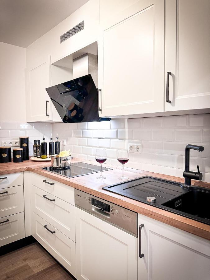Schoenes Modernes Einfamilienhaus Fuer 1 Bis 6 Personen Rimpar Exterior foto