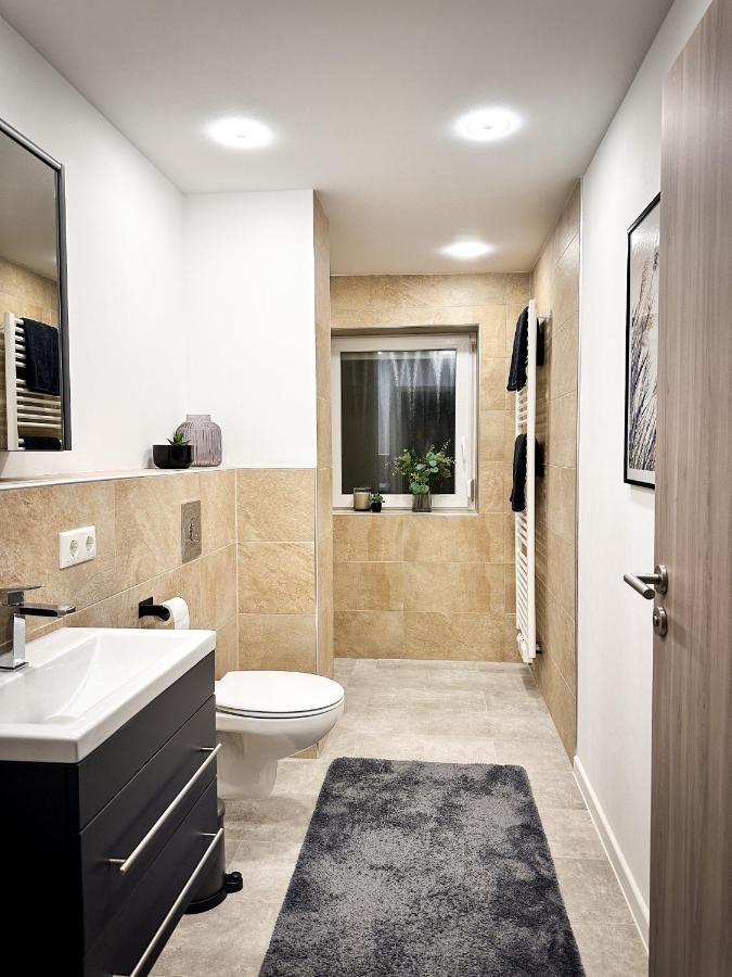 Schoenes Modernes Einfamilienhaus Fuer 1 Bis 6 Personen Rimpar Exterior foto